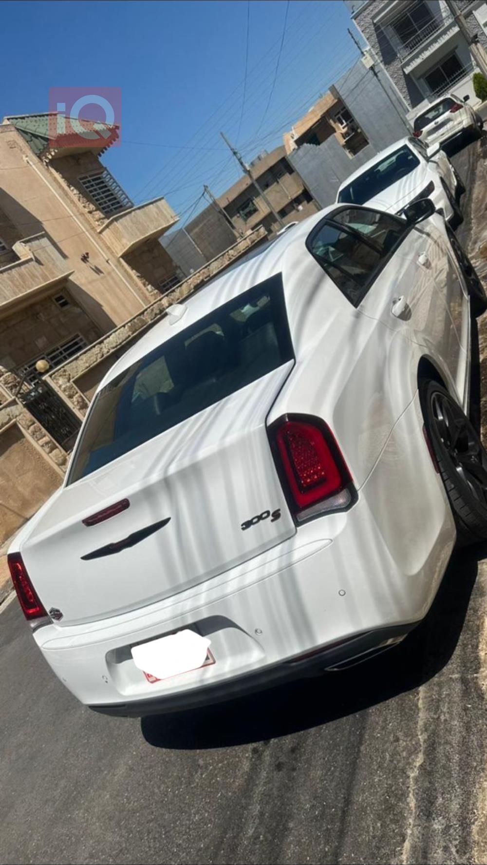 كرايسلر 300